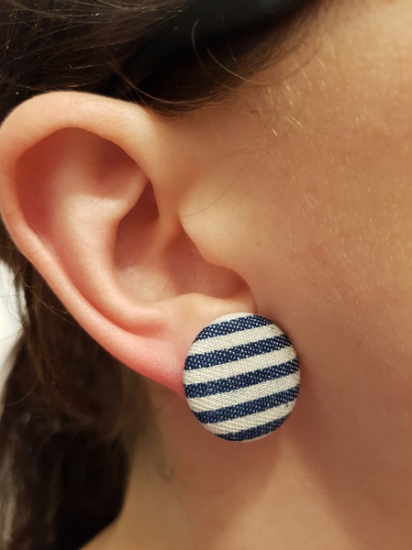 Preview: grüne Stoff Knopf Ohrstecker Button Muster